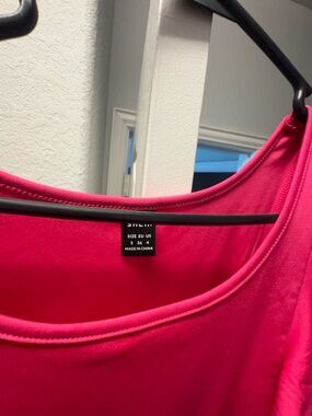 SHEIN Bright Pink Scoop Neck Tank Top